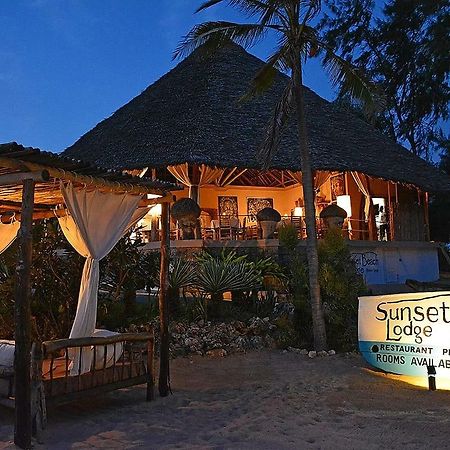 Sunset Beach Resort Ватаму Екстериор снимка