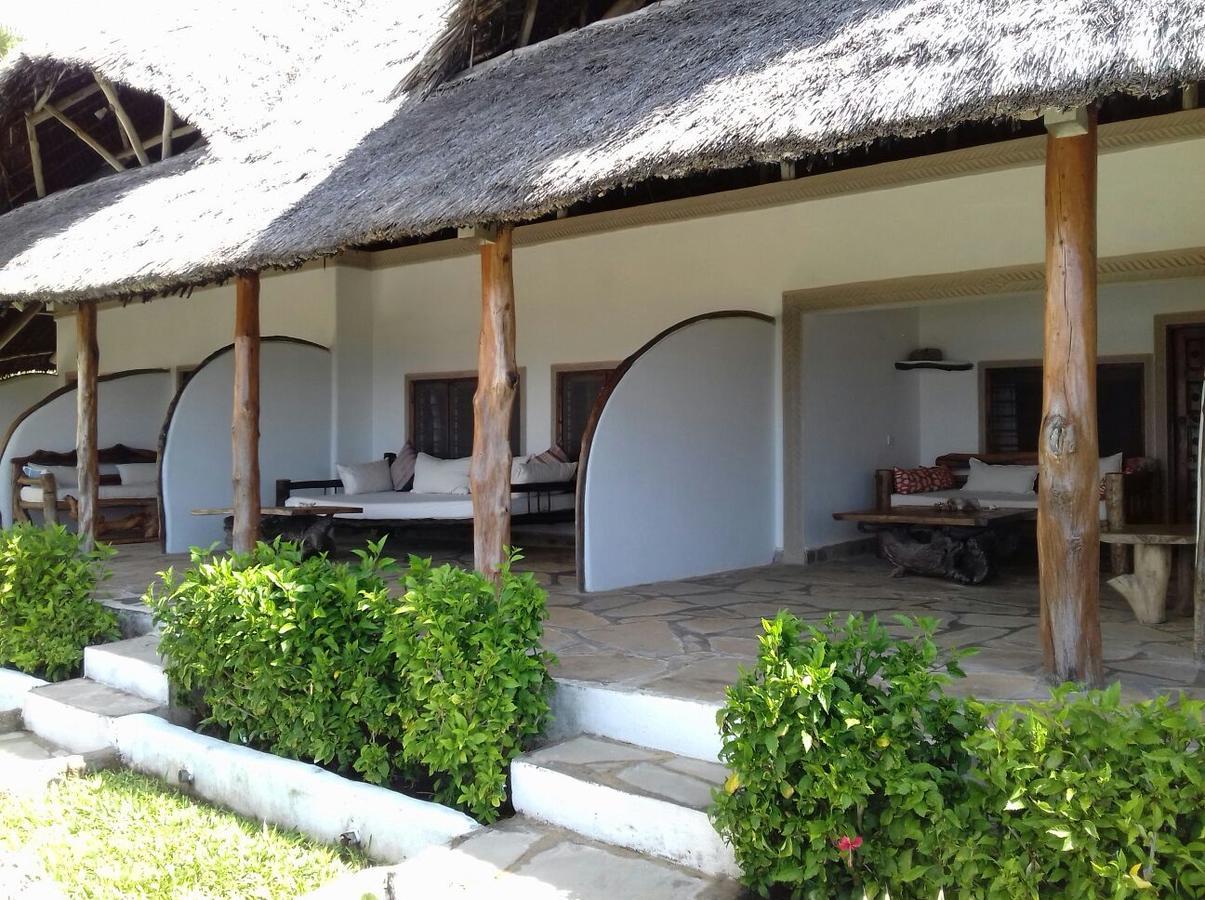 Sunset Beach Resort Ватаму Екстериор снимка