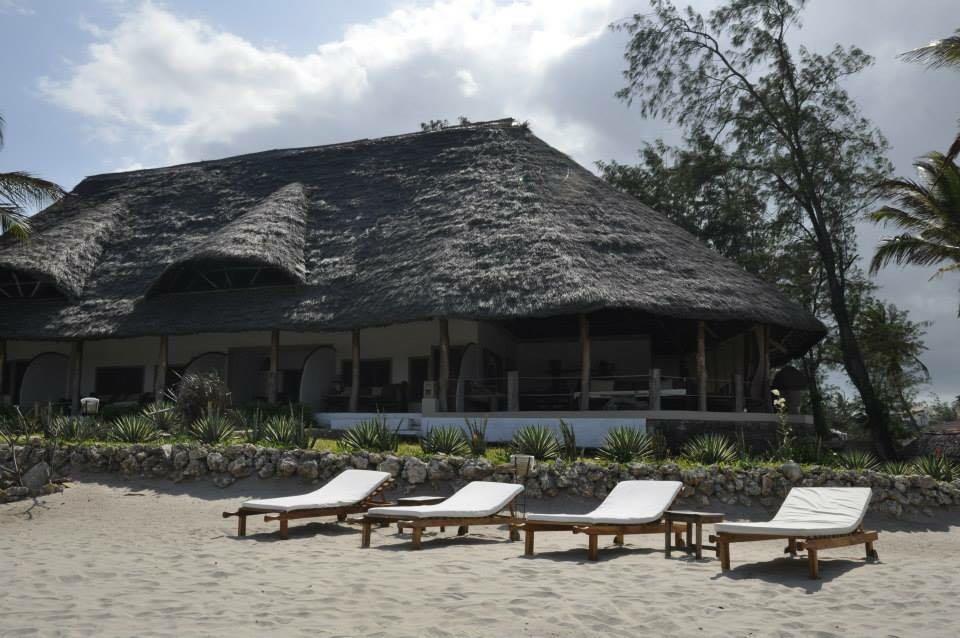 Sunset Beach Resort Ватаму Екстериор снимка
