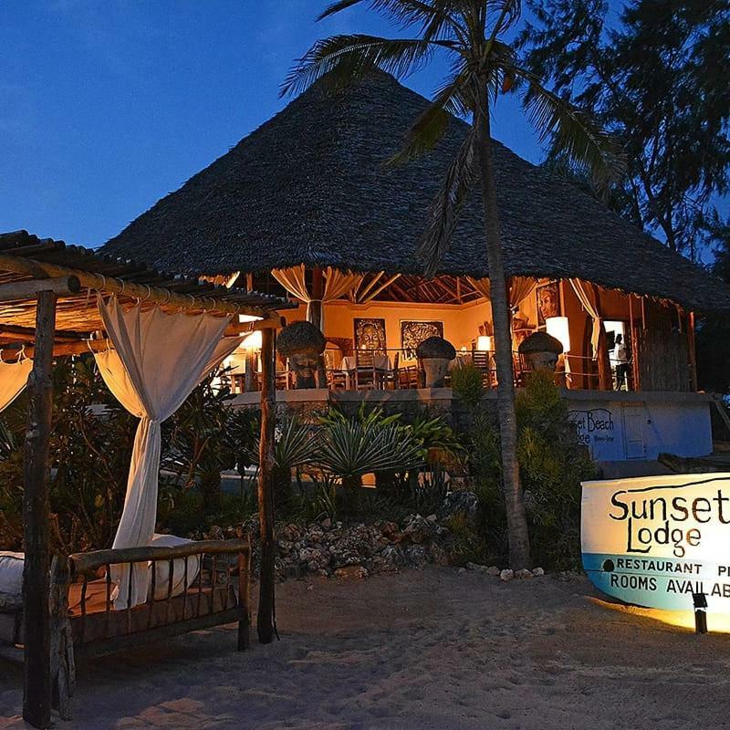 Sunset Beach Resort Ватаму Екстериор снимка